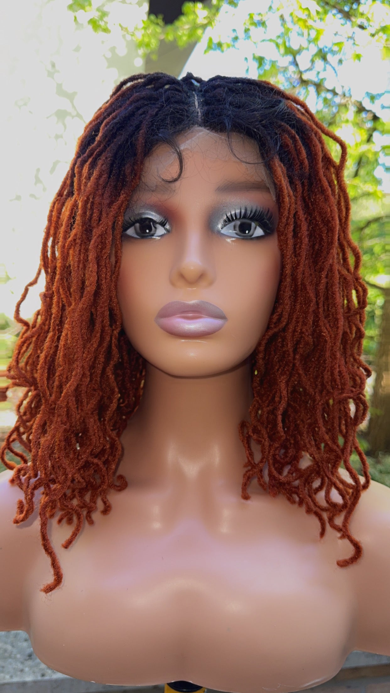 dvn zuri – perruque faux locks courte 4x4 effet naturel 16 pouces