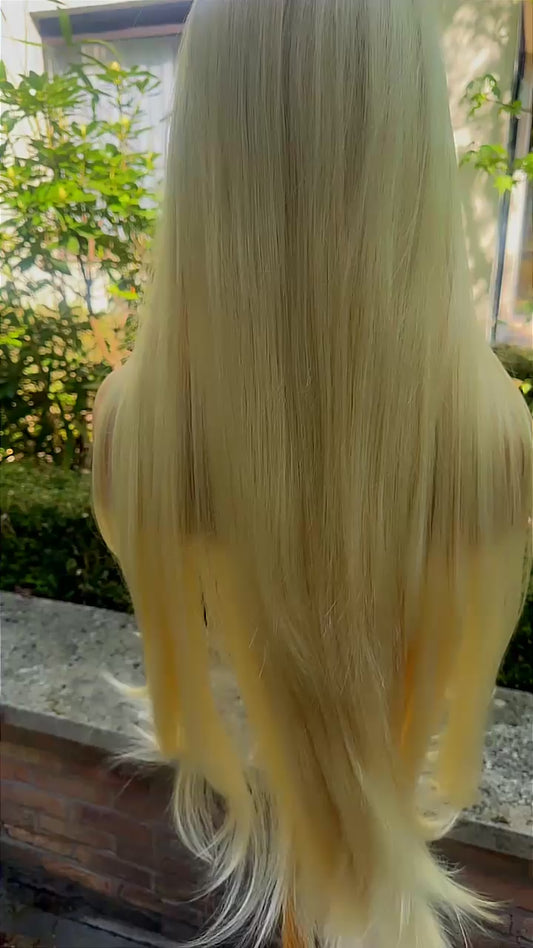 dvn LINA – Perruque lace 13x6 blond platine 30 pouces
